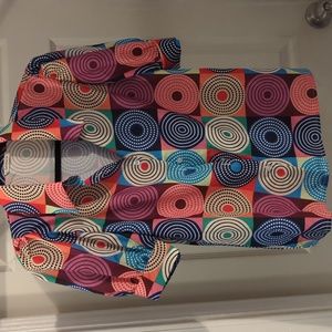 Puffy sleeve 70s style blouse